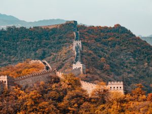 China Wall Tour with Mountains