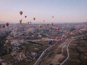 Hot air ballons in the sky